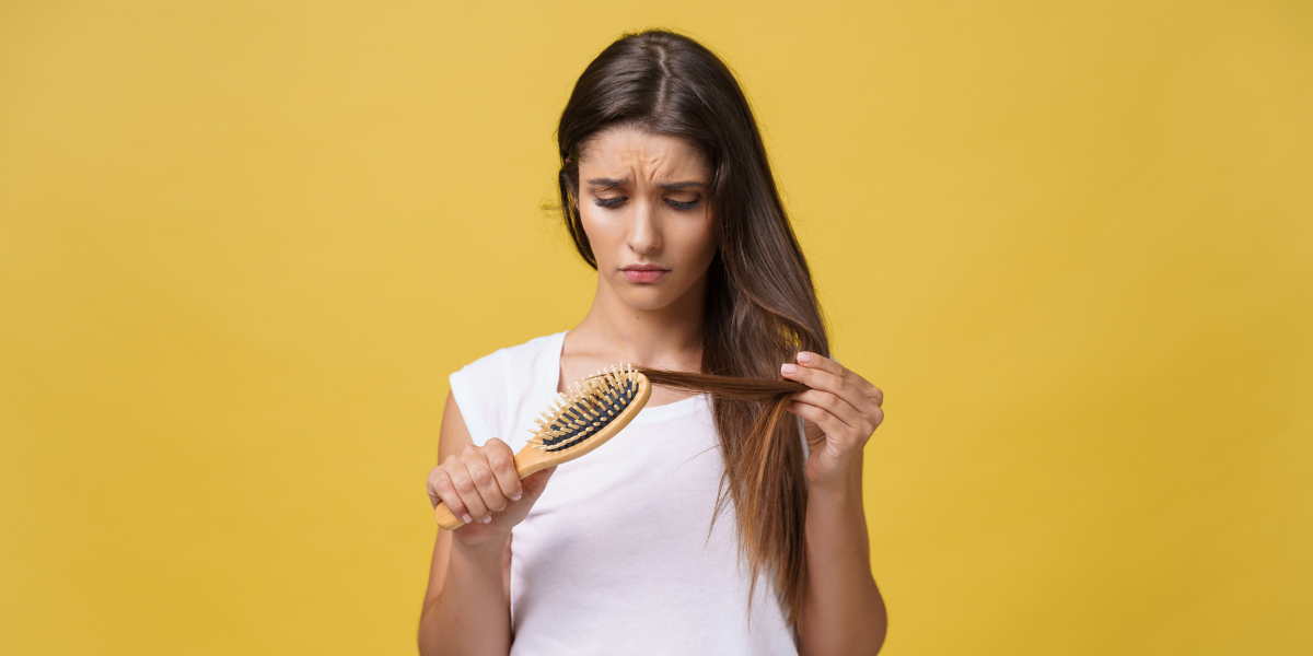 Perte de cheveux due au stress : causes et solutions esthétiques